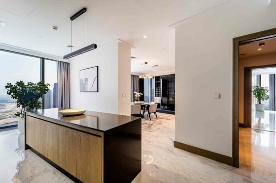 Luxury Furnished | Burj Khalifa View | Huge Layout, picture 6