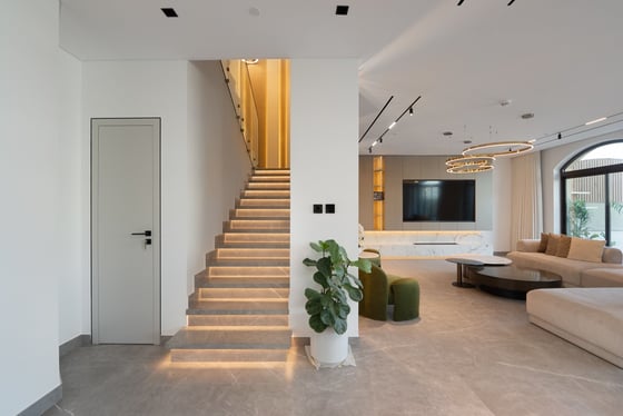Exclusive | Fully Renovated | Brokers Welcome, picture 8