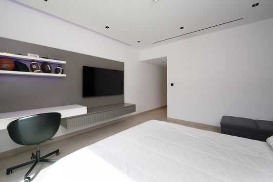 Exclusive | Fully Renovated | Brokers Welcome, picture 22