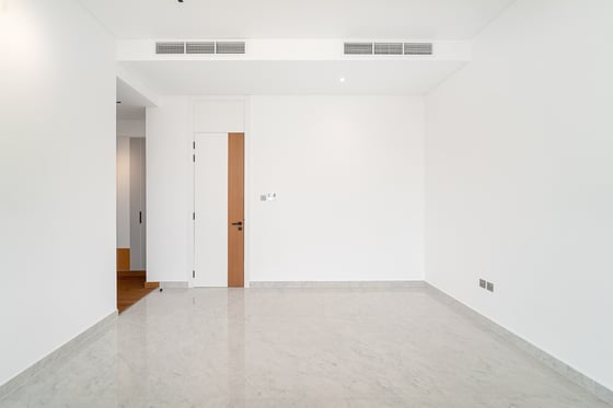 ** Prime Location | Lagoon View | 5 Bedrooms **, picture 12