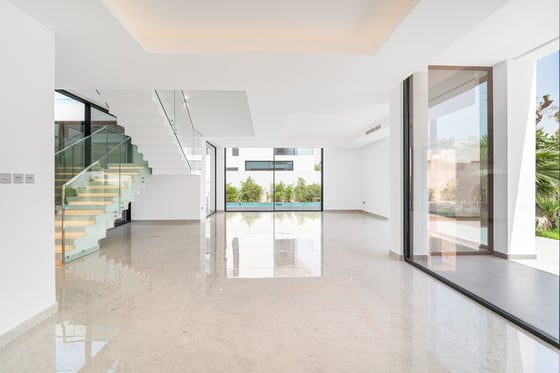 ** Prime Location | Lagoon View | 5 Bedrooms **, picture 5