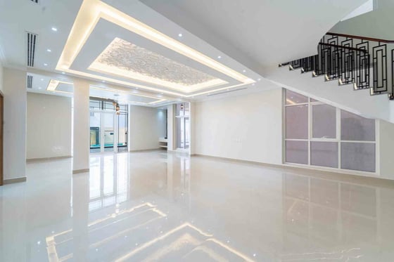 Twin Villa | Expansive Layout | Prime Location, picture 7