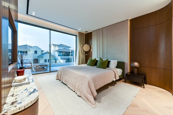 Exquisite Garden Home Villa Panoramic Sea and Skyline View, picture 12