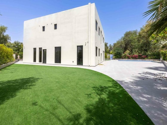 Fully Renovated | Custom Build | Huge Plot, picture 2