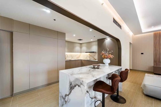 Luxury Penthouse | Private Pool | Fully Renovated, picture 13