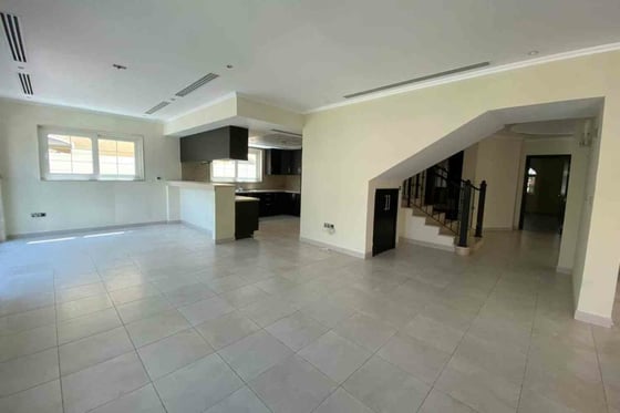 Internal Location | Large Plot | Vacant soon, picture 3