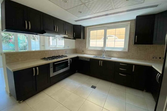 Internal Location | Large Plot | Vacant soon, picture 4