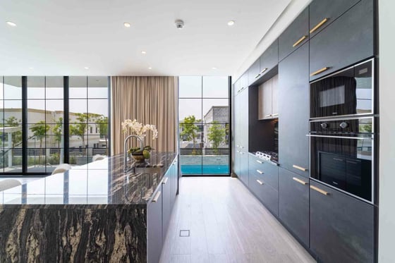 Luxury Custom Villa | Open House Saturday 3-6pm, picture 3