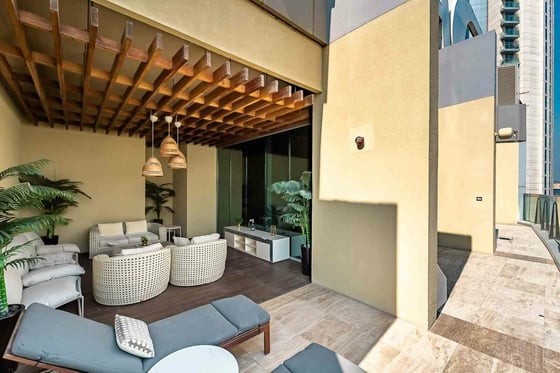Iconic Panoramic Views| Burj View Outdoor Jacuzzi, picture 7