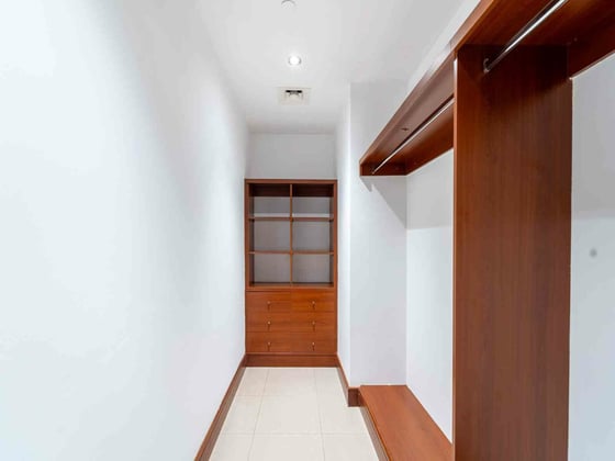 Triplex | Prime Neighborhood | Family Friendly, picture 6