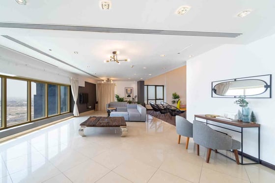 Upgraded Duplex Penthouse | Vacant | Private Pool, picture 2