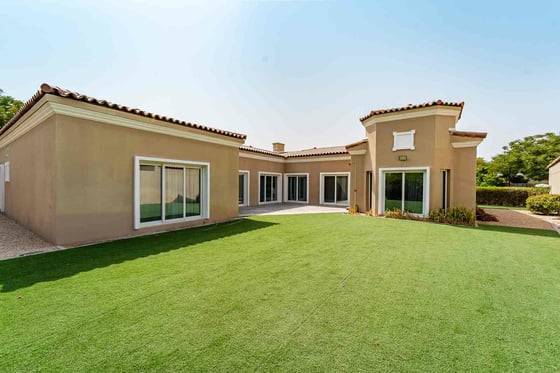 Vacant | Upgraded | Large Plot, picture 1
