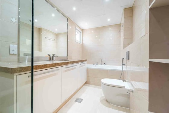 Vacant | Upgraded | Large Plot, picture 9