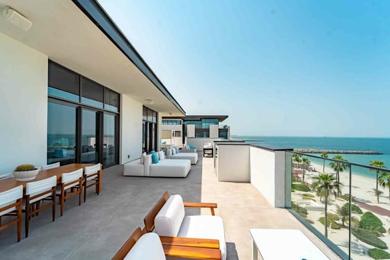 Private Beach and Pool | 5* Luxury | Hotel Living, picture 6