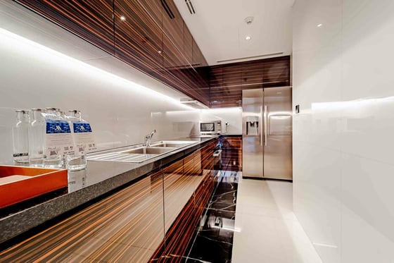 Penthouse | Huge Terrace | Club Access, picture 5