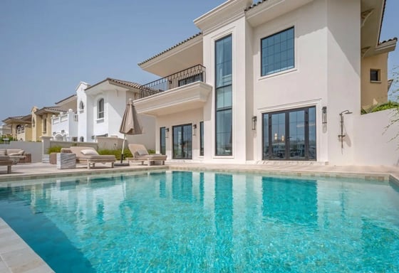 Fully Upgraded Grand Foyer Villa in Frond D, picture 18