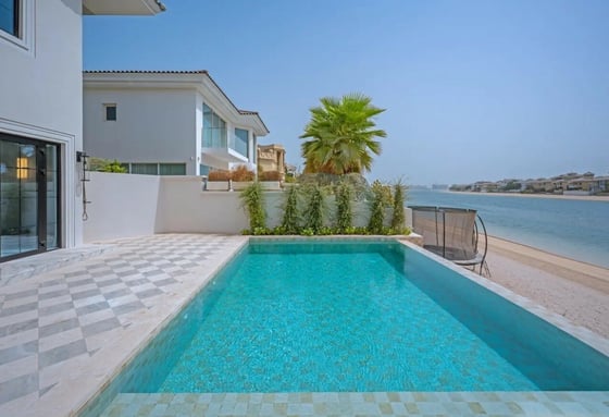 Fully Upgraded Grand Foyer Villa in Frond D, picture 19