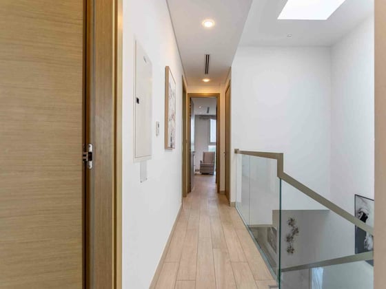 Exclusive | Modern Living | Turnkey Home, picture 7