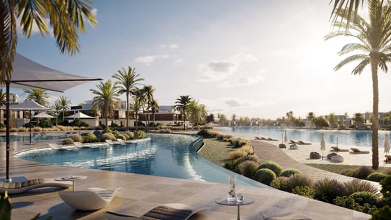 Stunning villa in an exclusive community with a prime location, picture 1