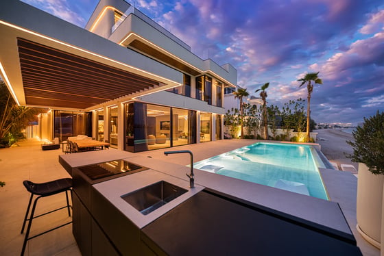 ** First Class Triple Storey Beach Villa **, picture 2
