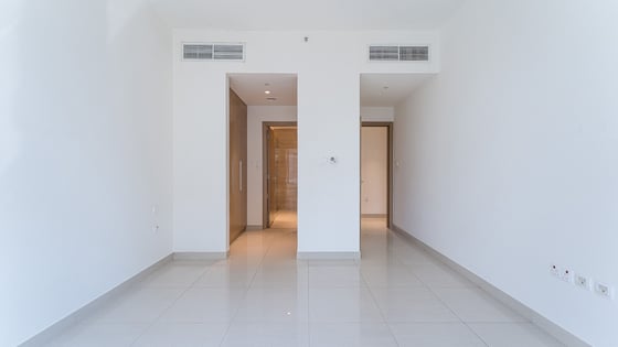Corner apartment in Dubai Hills Estate with maids room, picture 10