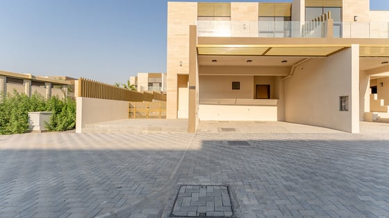 Corner townhouse in MBR City with nearby pool, picture 32