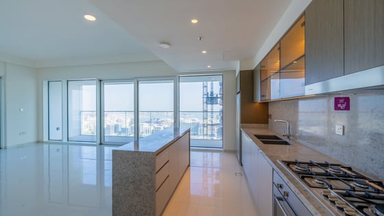 Full Sea View | High Floor | Grand Bleu Beachfront, picture 8