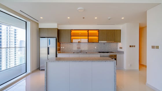 Full Sea View | High Floor | Grand Bleu Beachfront, picture 6