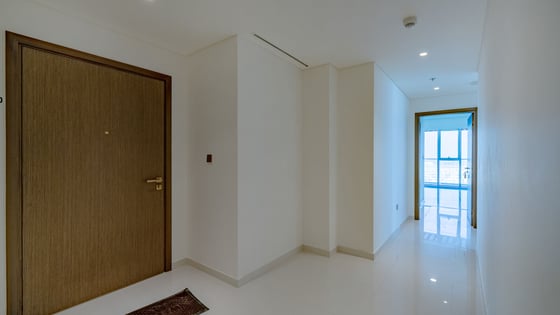 Full Sea View | High Floor | Grand Bleu Beachfront, picture 13