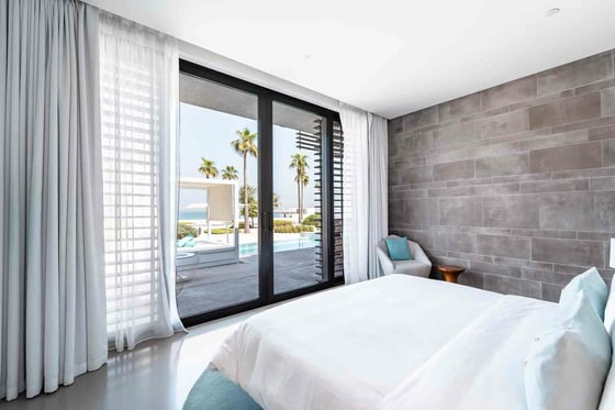 Private Beach and Pool | 5 Luxury | Hotel Living, picture 7