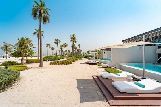 Private Beach and Pool | 5 Luxury | Hotel Living, picture 13