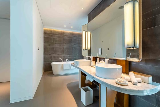 Private Beach and Pool | 5 Luxury | Hotel Living, picture 6