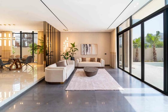 Custom Built | Private Pool | Fully Upgraded, picture 5