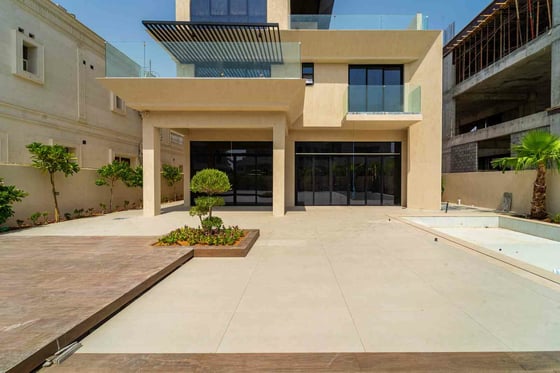 Custom Built | Private Pool | Fully Upgraded, picture 10