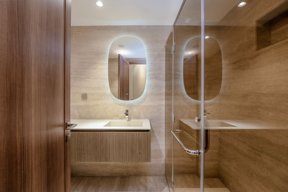 Luxury Upgraded | Freehold | Furnished, picture 30