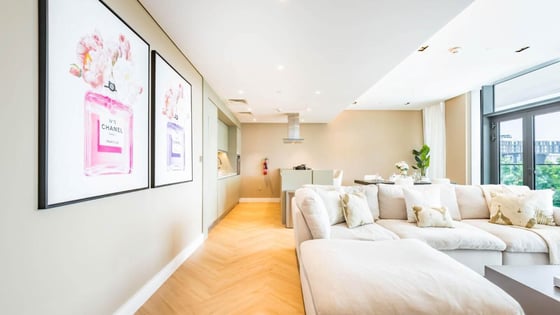 Vacant unit in Bluewaters with full Ain view, picture 8