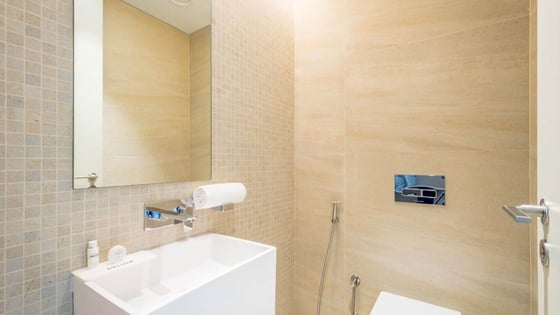 Vacant unit in Bluewaters with full Ain view, picture 21