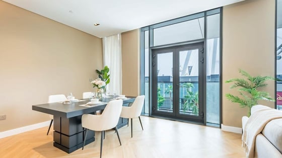 Vacant unit in Bluewaters with full Ain view, picture 10