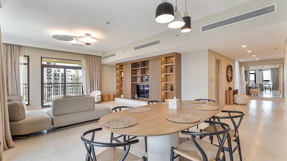 Luxurious unit in Bluewaters with Burj Arab view, picture 3
