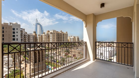 Luxurious unit in Bluewaters with Burj Arab view, picture 24