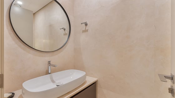 Luxurious unit in Bluewaters with Burj Arab view, picture 10