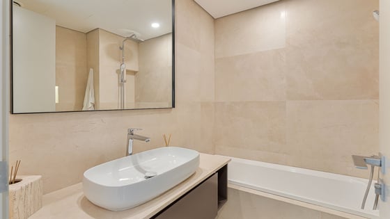 Luxurious unit in Bluewaters with Burj Arab view, picture 11