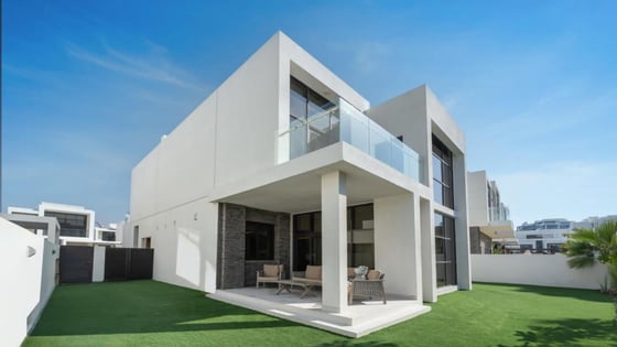 Standalone vacant villa in Damac Hills with pool backing, picture 30
