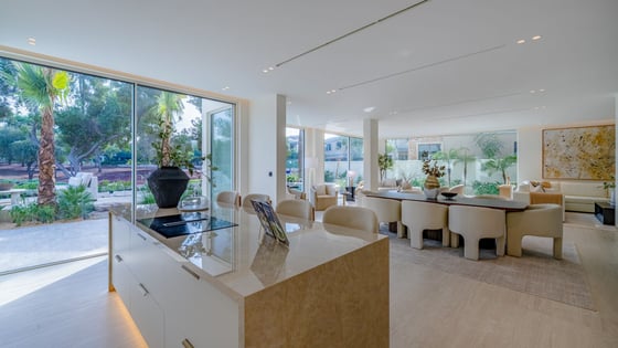Golf Course Views | Luxury 6 Bed Villa, picture 9