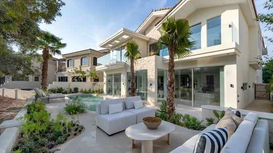 Golf Course Views | Luxury 6 Bed Villa, picture 1