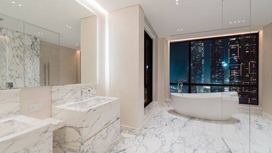 Spectacular Duplex Penthouse in Dubai Marina, picture 22