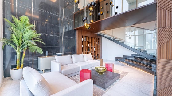 Luxury penthouse in Business Bay with Burj Khalifa view, picture 3