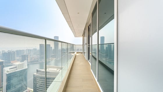 Luxury penthouse in Business Bay with Burj Khalifa view, picture 14