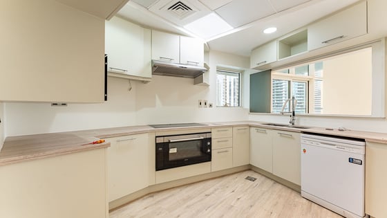 Vacant apartment in Dubai Marina with Marina view, picture 4