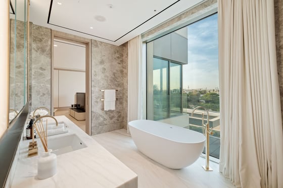 Brand New 6 Bedroom Custom Mansion, Emerald Hills, picture 25